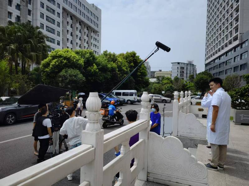 美兰区广告片拍摄公司低成本实现高规格制作的诀窍
